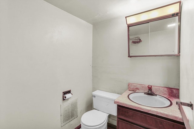 7 Birch Ln, Villa Grove, IL 61956 - half bath featuring toilet and vanity