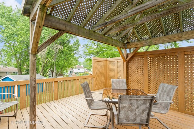 898 Shorewood Dr, Bartlett, IL 60103 - deck with outdoor dining area