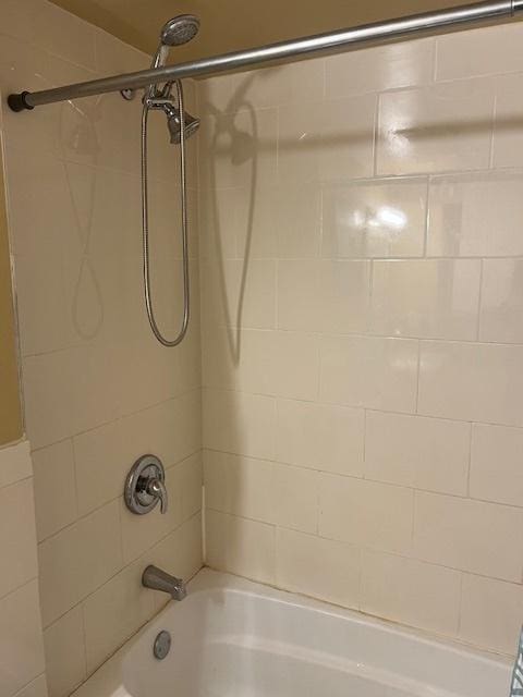 1428 S St Louis Ave, Chicago, IL 60623 - full bath with  shower combination