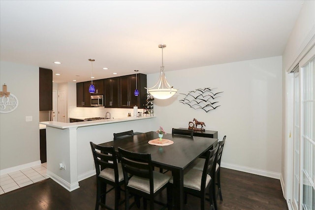 1608 W Ethans Glen Dr, Palatine, IL 60067 - dining room featuring wood finished floors, baseboards, and recessed lighting