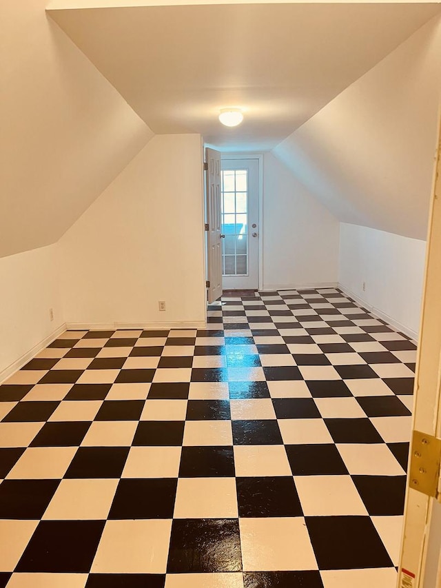 1723 N Richmond St, Chicago, IL 60647 - additional living space featuring lofted ceiling and baseboards