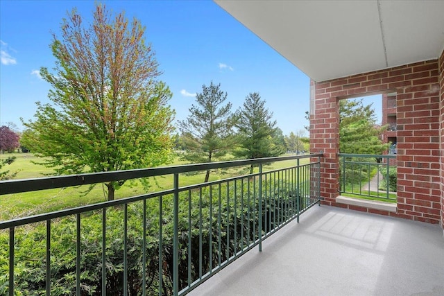5255 N Riversedge Ter Unit 206, Chicago, IL 60630 - view of balcony