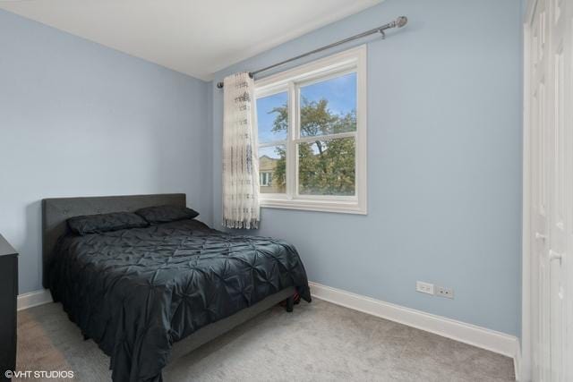 3934 W Argyle St Unit 3, Chicago, IL 60625 - carpeted bedroom featuring baseboards