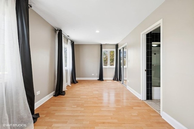 36 Chestnut Rd, Northbrook, IL 60062 - unfurnished room with light wood-style floors, baseboards, and recessed lighting