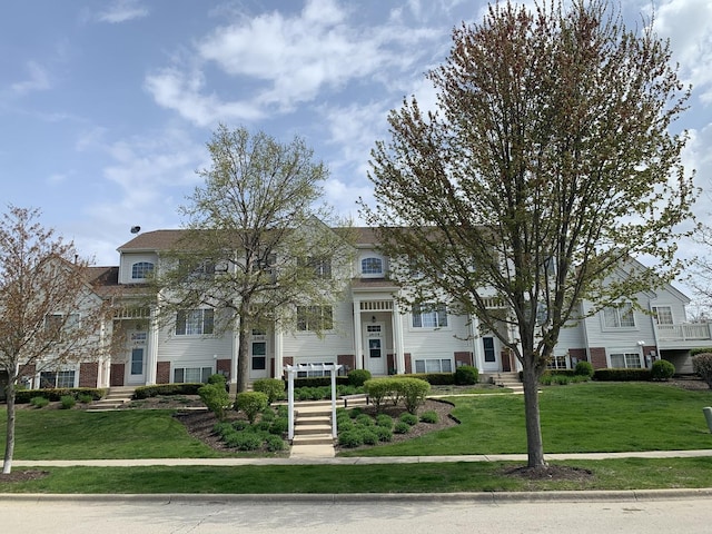 2406 Daybreak Ct, Elgin, IL 60123 - view of front of home featuring a front yard