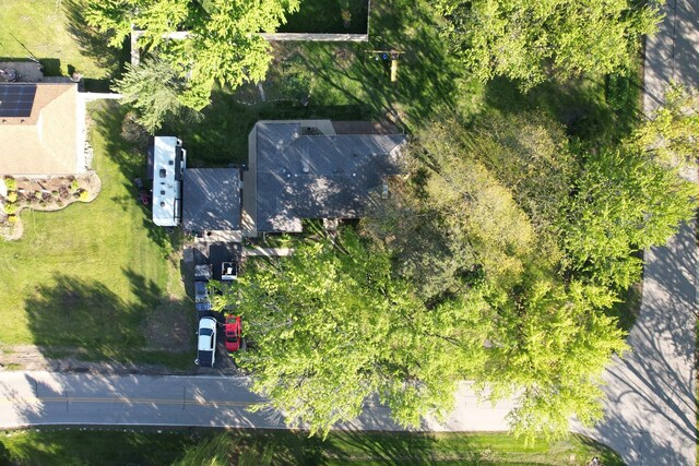 133 Maple Ct, Bloomingdale, IL 60108 - drone / aerial view
