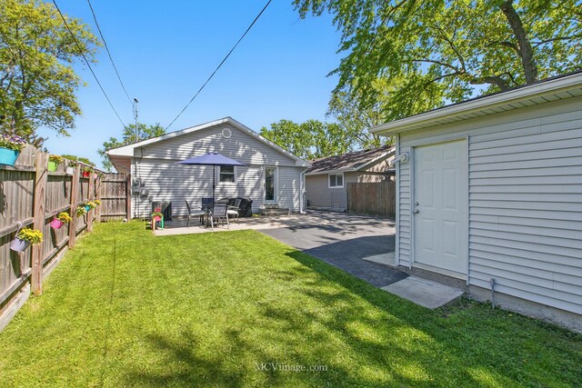 16810 Highview Ave, Orland Hills, IL 60487 - rear view of house featuring a patio area and entry steps