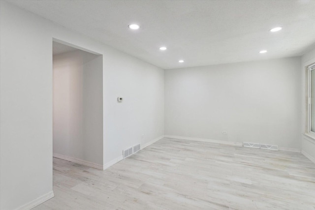 1230 W 112th Pl, Chicago, IL 60643 - empty room featuring recessed lighting, light wood-style floors, and baseboards