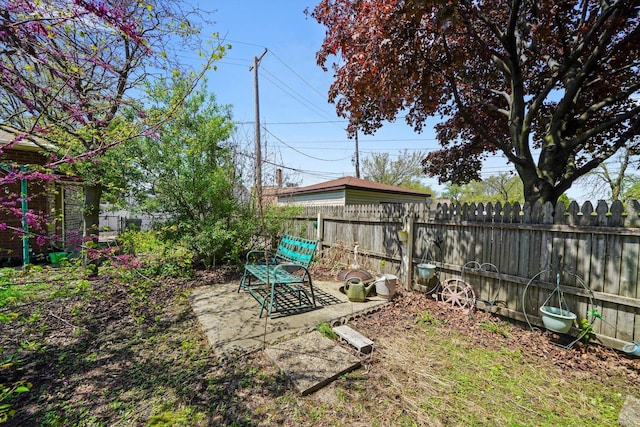 3732 Wisconsin Ave, Berwyn, IL 60402 - fenced yard with a patio