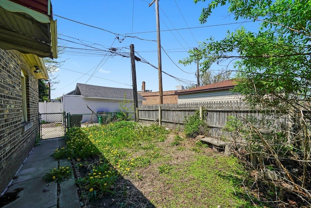 3732 Wisconsin Ave, Berwyn, IL 60402 - view of yard featuring a gate and fence