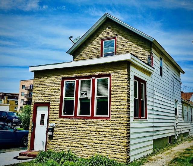 1258 Perry St, Des Plaines, IL 60016 - view of side of property