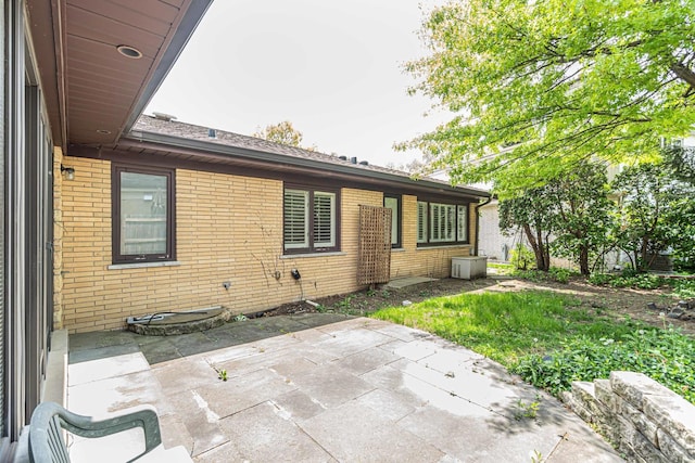 6801 N Lexington Ln, Niles, IL 60714 - view of patio / terrace