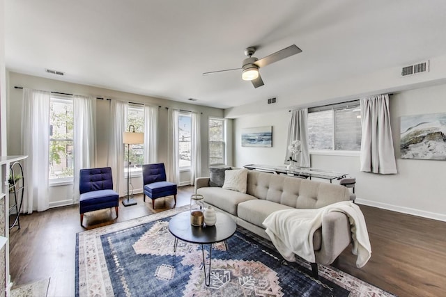 2303 W Chicago Ave Unit 2, Chicago, IL 60622 - living room featuring wood finished floors, ceiling fan, and baseboards