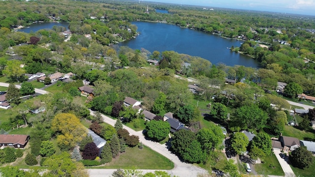 1092 Aberdeen Ln, Mundelein, IL 60060 - view of property location featuring a nearby body of water and a heavily wooded area