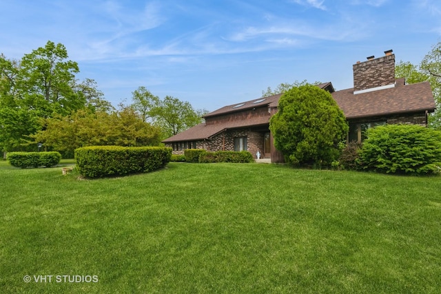 38695 N Shagbark Ln, Wadsworth, IL 60083 - view of grassy yard