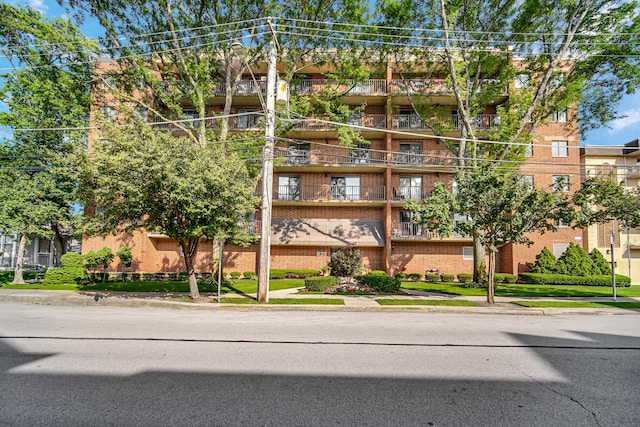 825 Center St Unit 505, Des Plaines, IL 60016 - photo 2