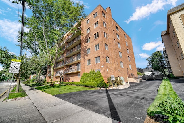 825 Center St Unit 505, Des Plaines, IL 60016 - photo 20