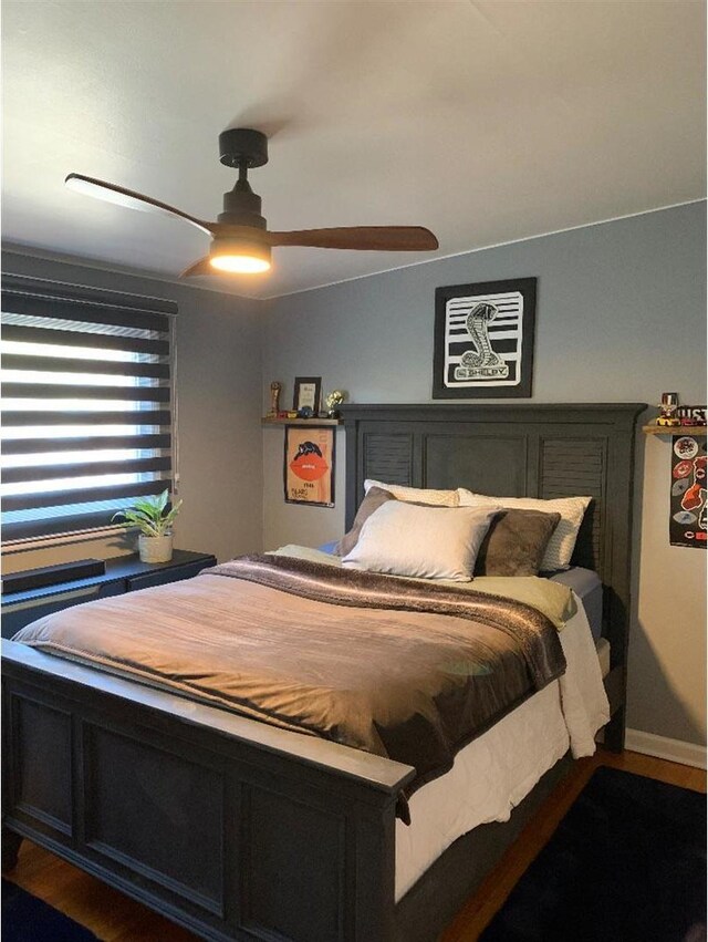 8632 New England Ave, Burbank, IL 60459 - bedroom with ceiling fan and wood finished floors