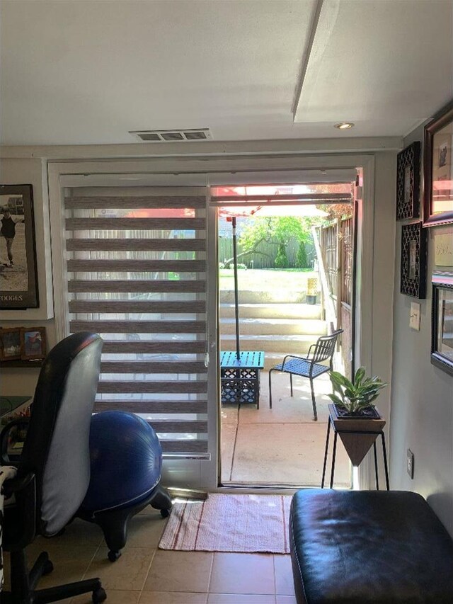 8632 New England Ave, Burbank, IL 60459 - view of tiled office space