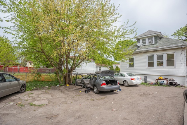 9226 S Ellis Ave, Chicago, IL 60619 - view of car parking