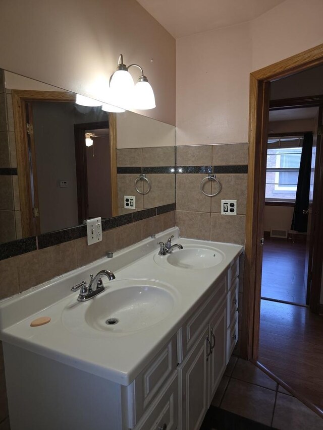 1900 S 23rd Ave, Maywood, IL 60153 - photo 13