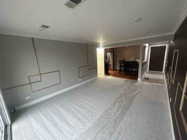 6135 W 94th St Unit C6, Oak Lawn, IL 60453 - unfurnished room with ornamental molding, light carpet, and baseboards