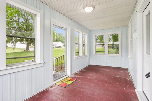 38 Highview Ave, Fox Lake, IL 60020 - view of unfurnished sunroom