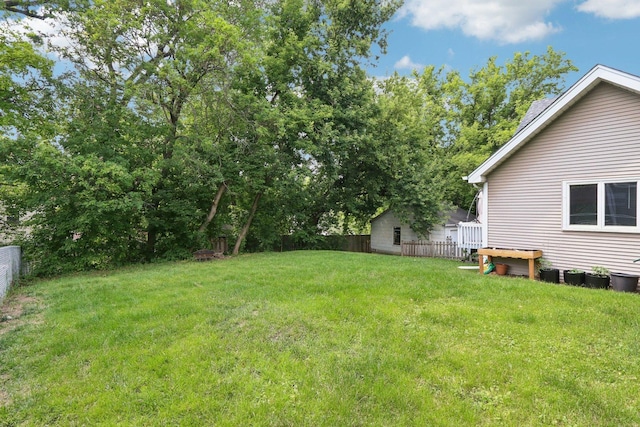 38 Highview Ave, Fox Lake, IL 60020 - view of yard