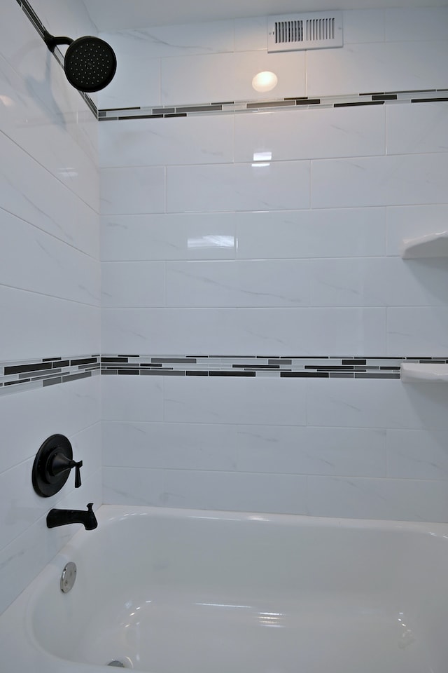 3001 N Neenah Ave, Chicago, IL 60634 - full bath with  shower combination