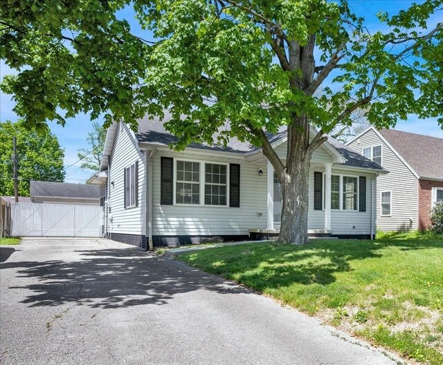 1656 N Franklin St, Danville, IL 61832 - photo 23