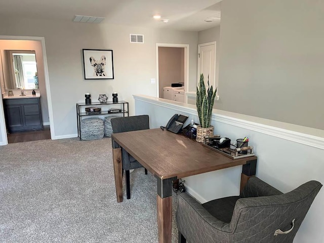 3703 Stockton Dr, Joliet, IL 60436 - carpeted office space featuring washer / dryer, a sink, and baseboards