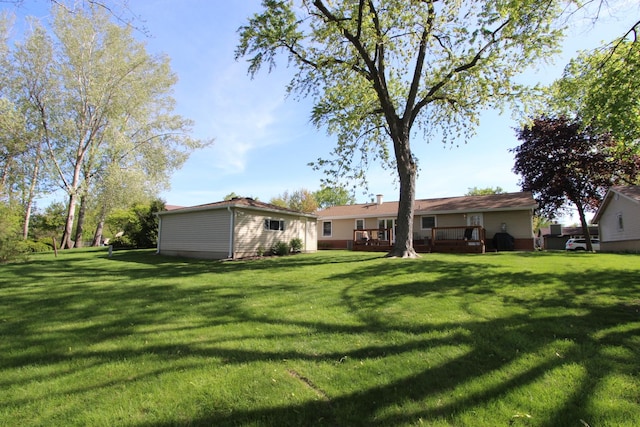 1188 Cypress Ln, Elk Grove Village, IL 60007 - view of grassy yard featuring a wooden deck