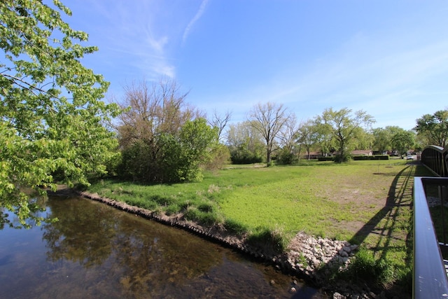 1188 Cypress Ln, Elk Grove Village, IL 60007 - view of grassy yard