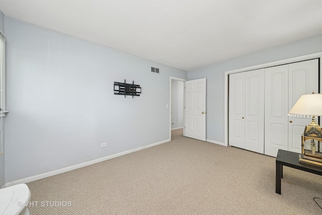 1826 E Tano Ln, Mount Prospect, IL 60056 - unfurnished room featuring carpet