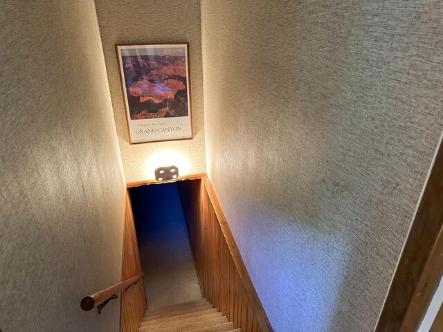 6600 N Kenton Ave, Lincolnwood, IL 60712 - stairs with a textured wall