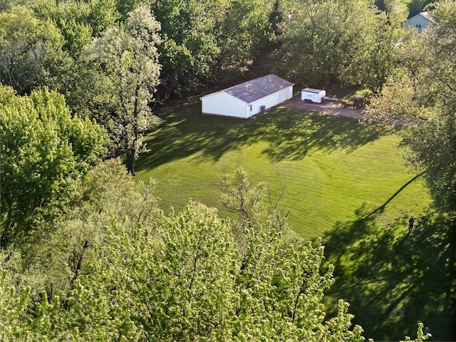 19423 Lakeside Ln, Bloomington, IL 61705 - aerial view of property and surrounding area featuring a heavily wooded area