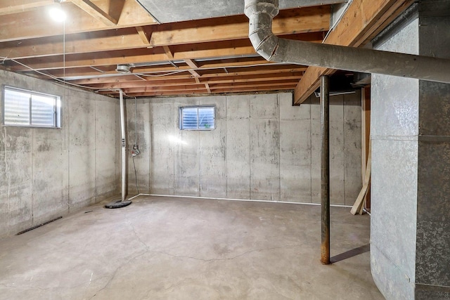 35634 N Greenleaf Ave, Ingleside, IL 60041 - below grade area featuring plenty of natural light