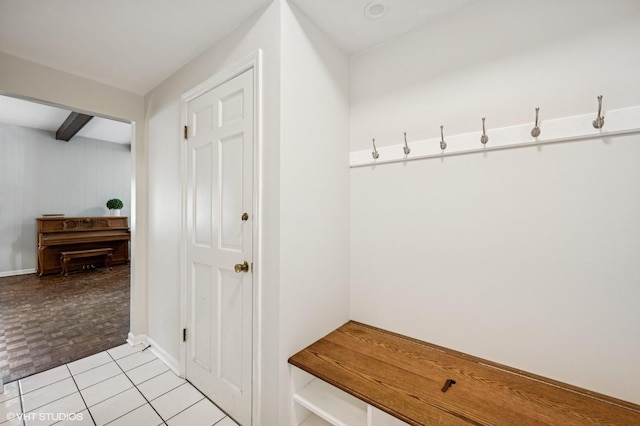 mudroom featuring baseboards