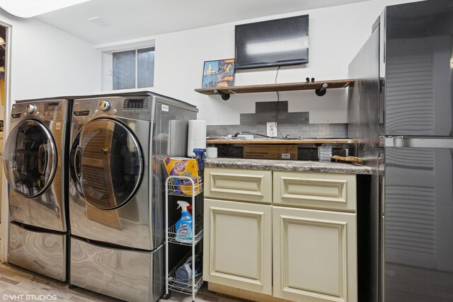3300 Overland Pass, Northbrook, IL 60062 - laundry area with washing machine and dryer and wood finished floors