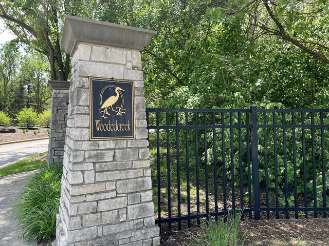 613 Rookery Ln, Joliet, IL 60431
