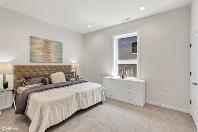 5201 S Wabash Ave, Chicago, IL 60615 - bedroom with light colored carpet, recessed lighting, and baseboards
