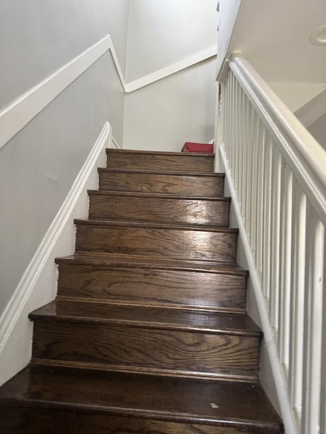 701 E 89th Pl, Chicago, IL 60619 - view of stairs