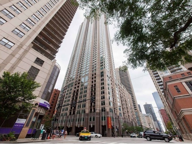 33 W Ontario St Unit 36G, Chicago, IL 60654 - view of property featuring a view of city
