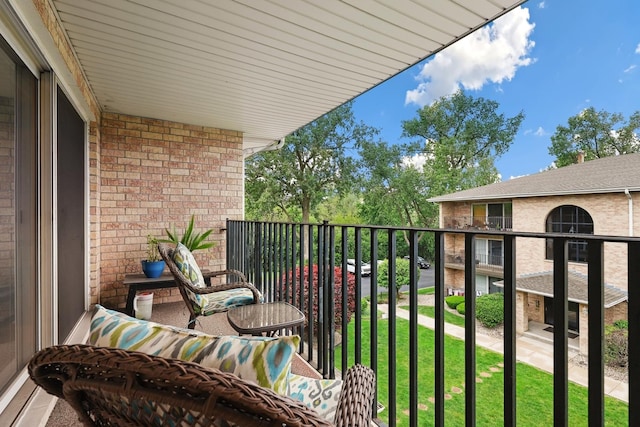 10248 SW Hwy Unit 3C, Chicago Ridge, IL 60415 - balcony featuring a baseboard heating unit