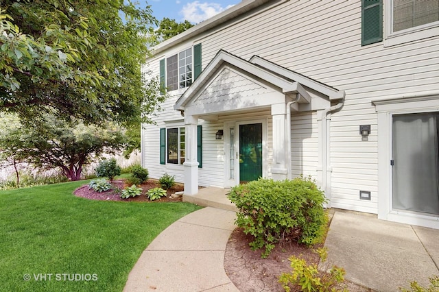 733 Fieldcrest Dr Unit A, South Elgin, IL 60177 - doorway to property with a yard