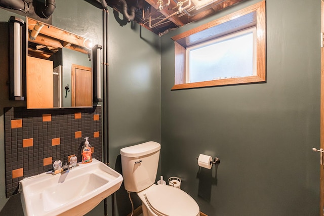 854 Meadow Ln, Sycamore, IL 60178 - bathroom with a sink and toilet