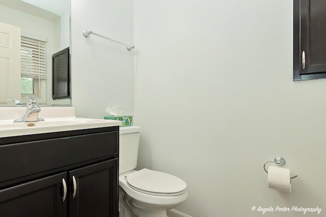 1708 Meadow Ln, Mchenry, IL 60050 - half bath with toilet and vanity