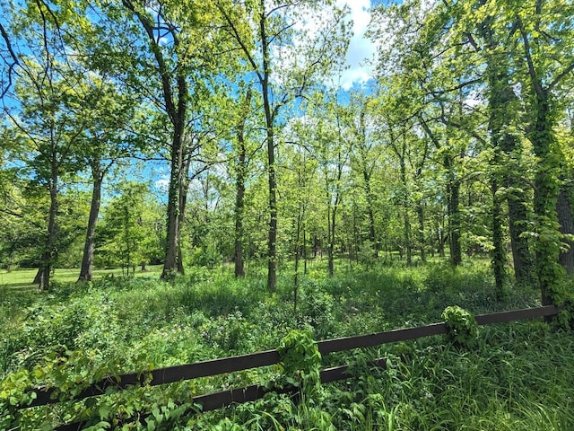 26359 N Hickory Rd, Mundelein, IL 60060