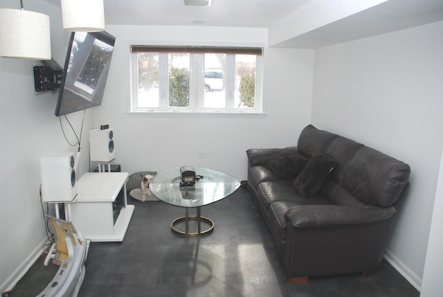 735 Lamon Ave, Wilmette, IL 60091 - living area with baseboards