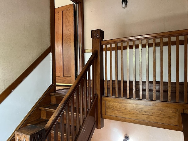 3423 N Tripp Ave, Chicago, IL 60641 - view of stairway